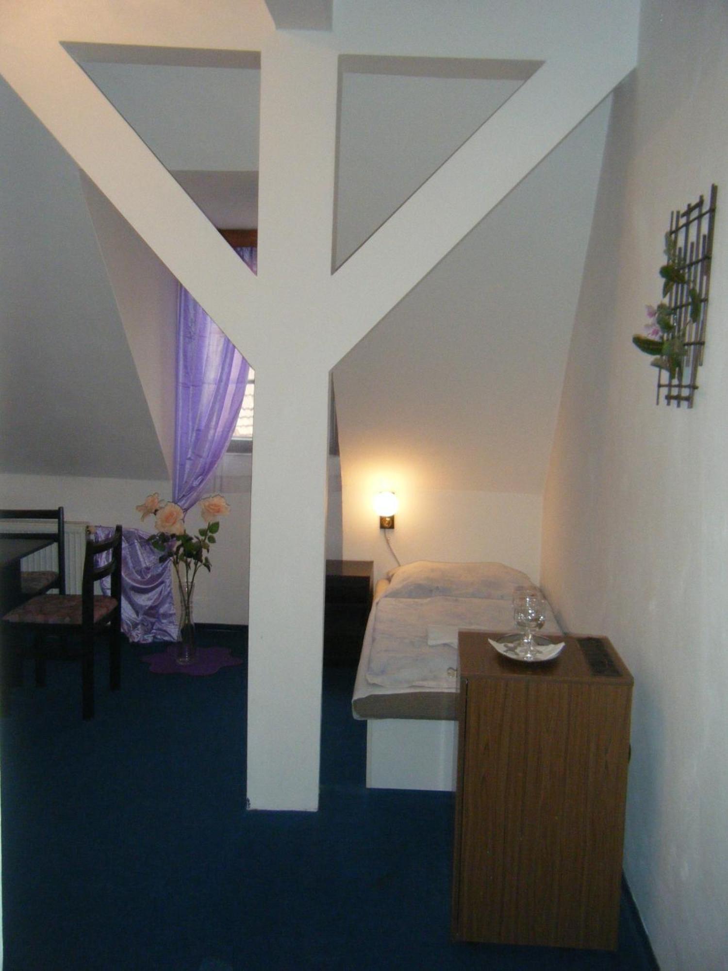Hotel Parkan Prachatice Chambre photo
