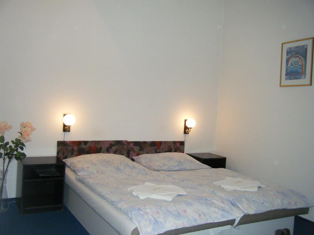 Hotel Parkan Prachatice Chambre photo